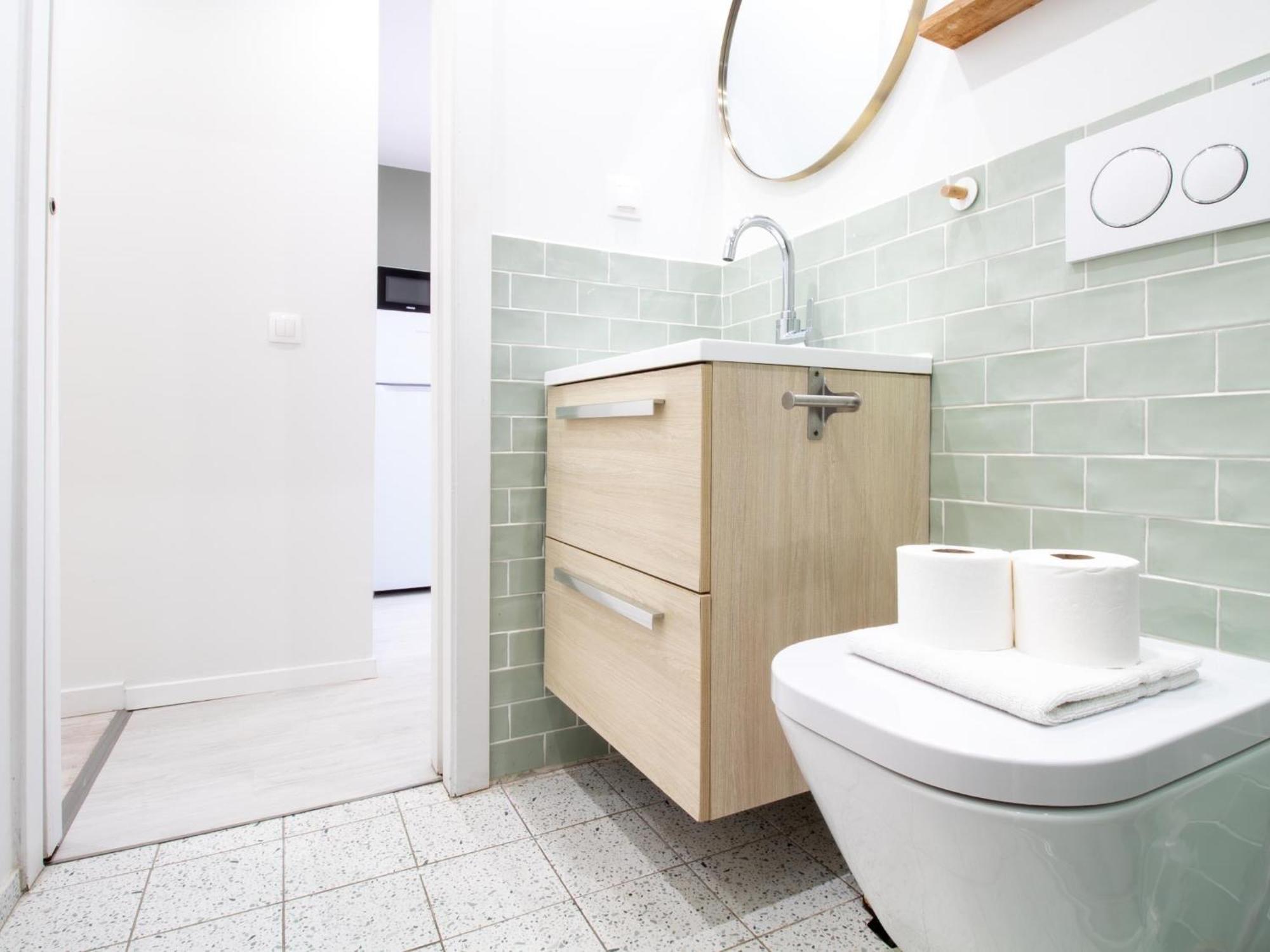 Apartment Madalena Second Floor Lissabon